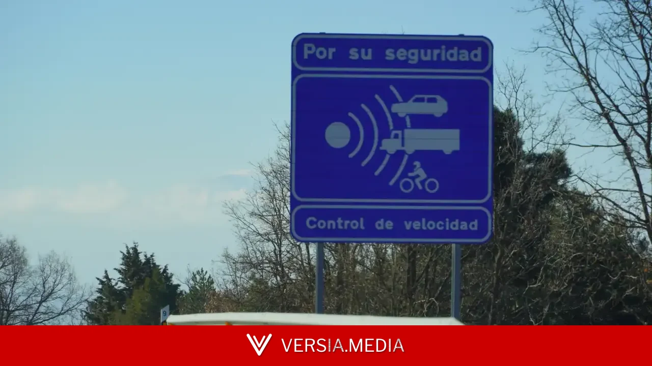 Un radar de la DGT te pilla a 151 km/h en una autovía limitada a 120 km/h: ¿Cuántos puntos del carnet perderás?