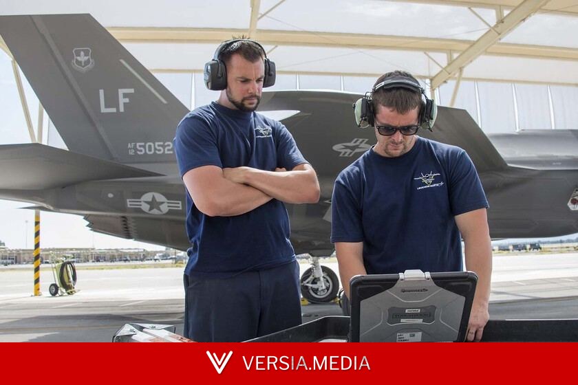 El F-35 es el avión de combate definitivo: los pilotos dicen que es excelente cuando vuela. El problema es hacerlo volar