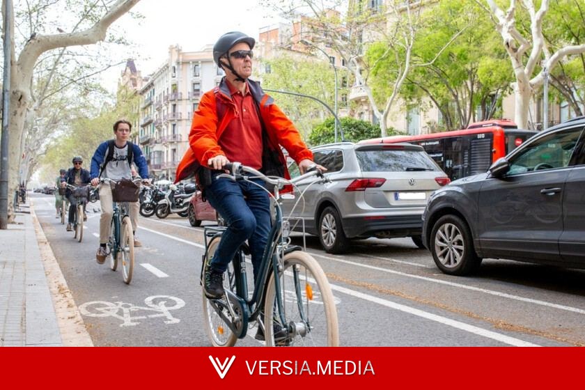 Es oficial: el Gobierno cambia la normativa de tr√°fico y estrena multas de 200 euros para proteger a peatones, ciclistas y patinetes