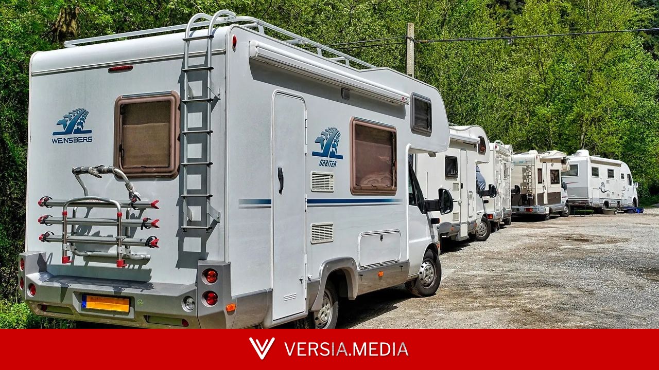 Las autocaravanas podrán aparcar en las ciudades sin discriminación: condiciones para hacerlo cumpliendo la ley
